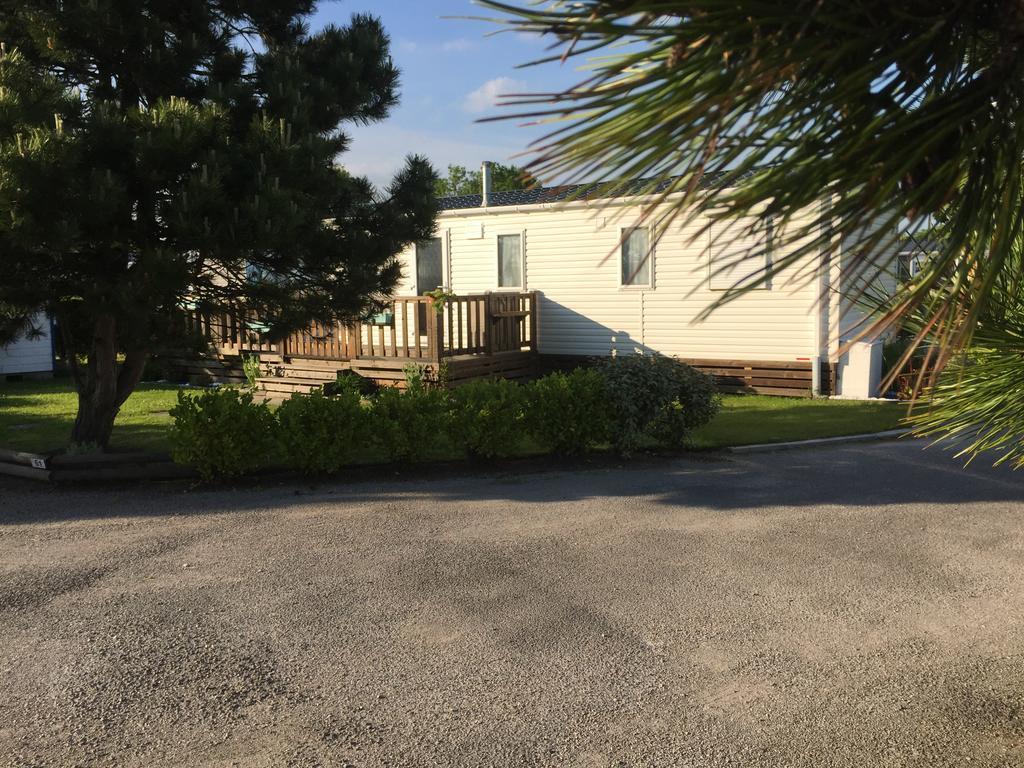 Camping Caravaning Les Cerisiers Berck Sur Mer Verton Zewnętrze zdjęcie