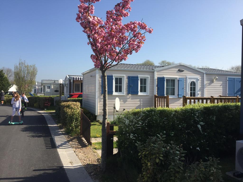 Camping Caravaning Les Cerisiers Berck Sur Mer Verton Zewnętrze zdjęcie