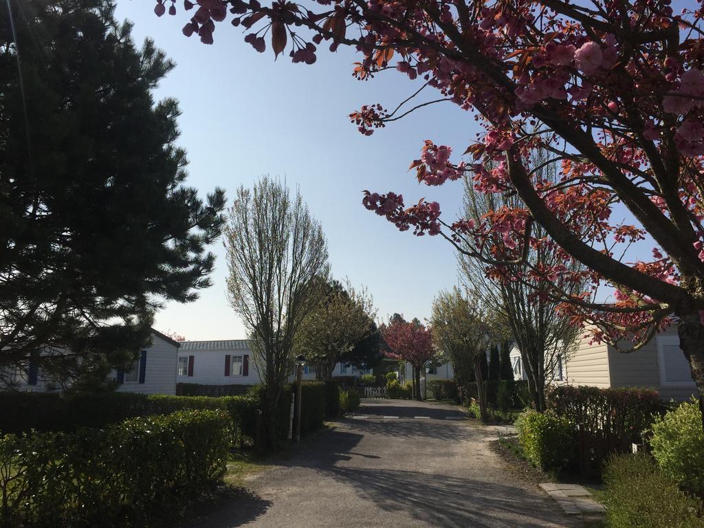 Camping Caravaning Les Cerisiers Berck Sur Mer Verton Zewnętrze zdjęcie